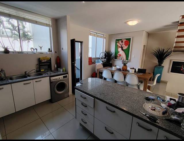 3 BEDROOM APARTMENT FOR SALE IN UMHLANGA CENTRAL
